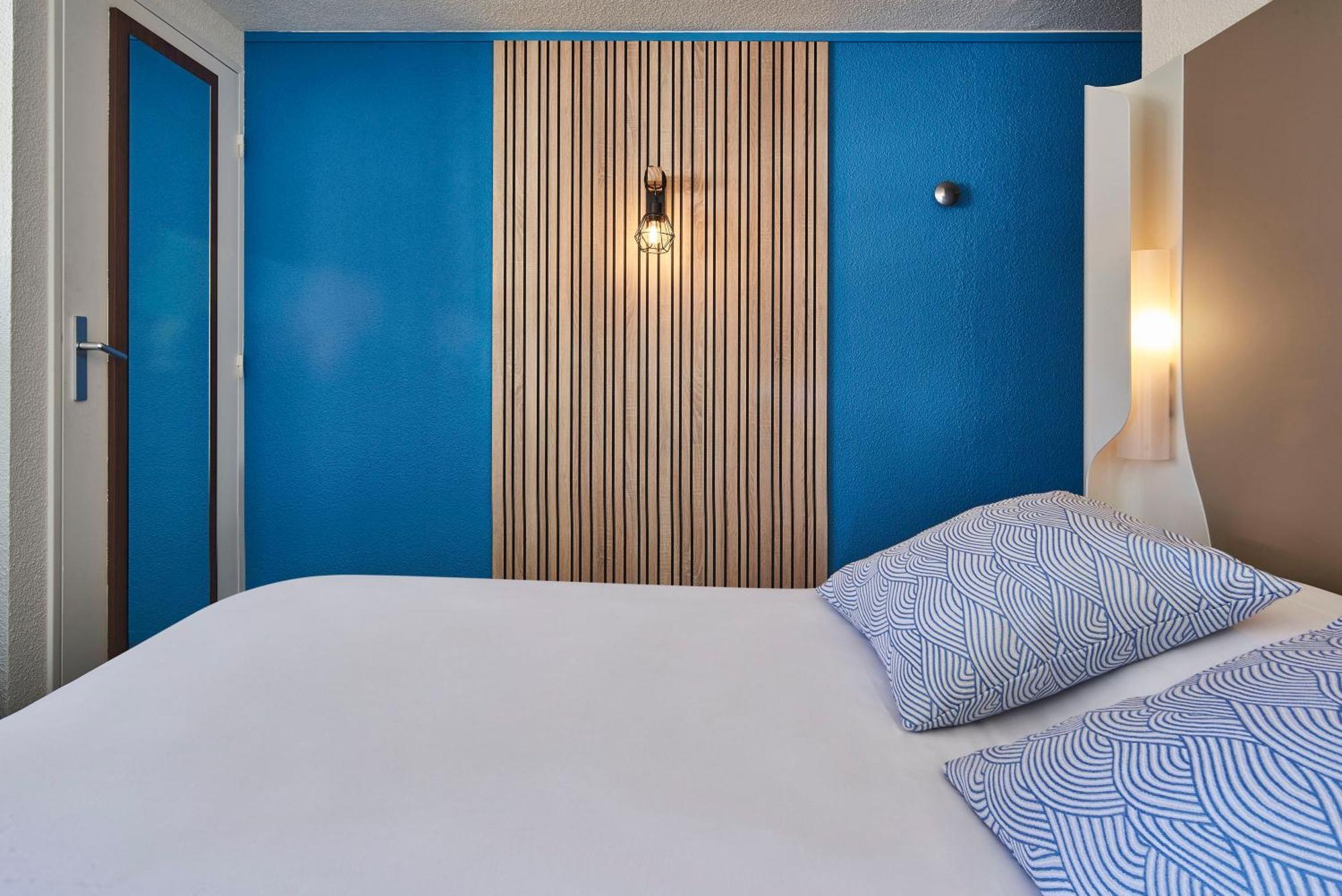 The Originals City Hotel La Verriere-Yvelines Bagian luar foto