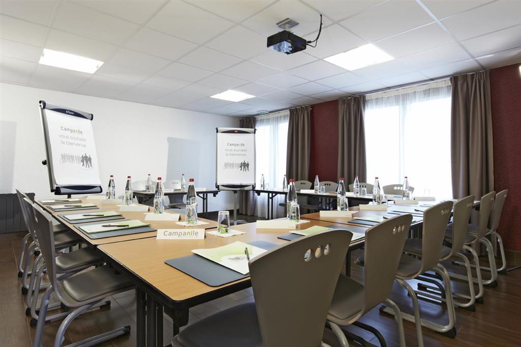 The Originals City Hotel La Verriere-Yvelines Bagian luar foto